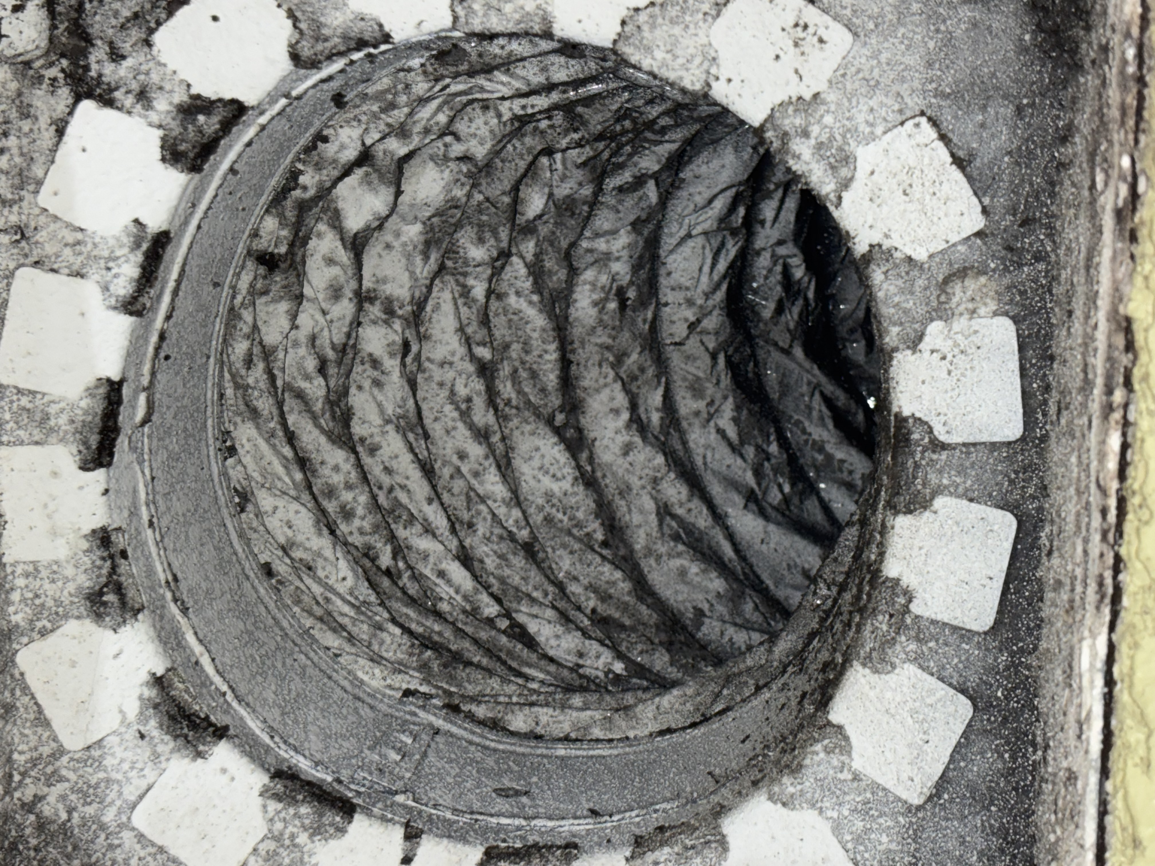 Air Duct System - Before Cleaning