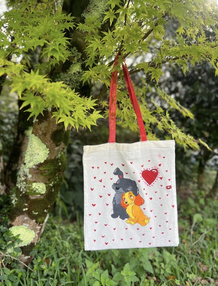 Bolsa Pintada a Mano - Diseño Único