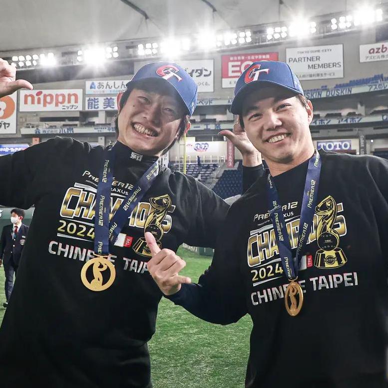 12強中華隊冠軍紀念T恤商品說明