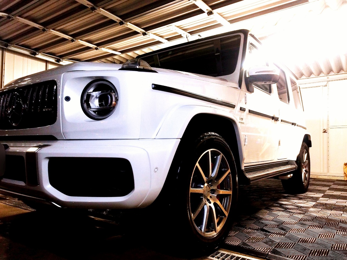 手洗い洗車 / 専用シャンプーと柔らかいクロスで傷をつけない洗車 三郷市 手洗い洗車 施工事例 丁寧な洗車