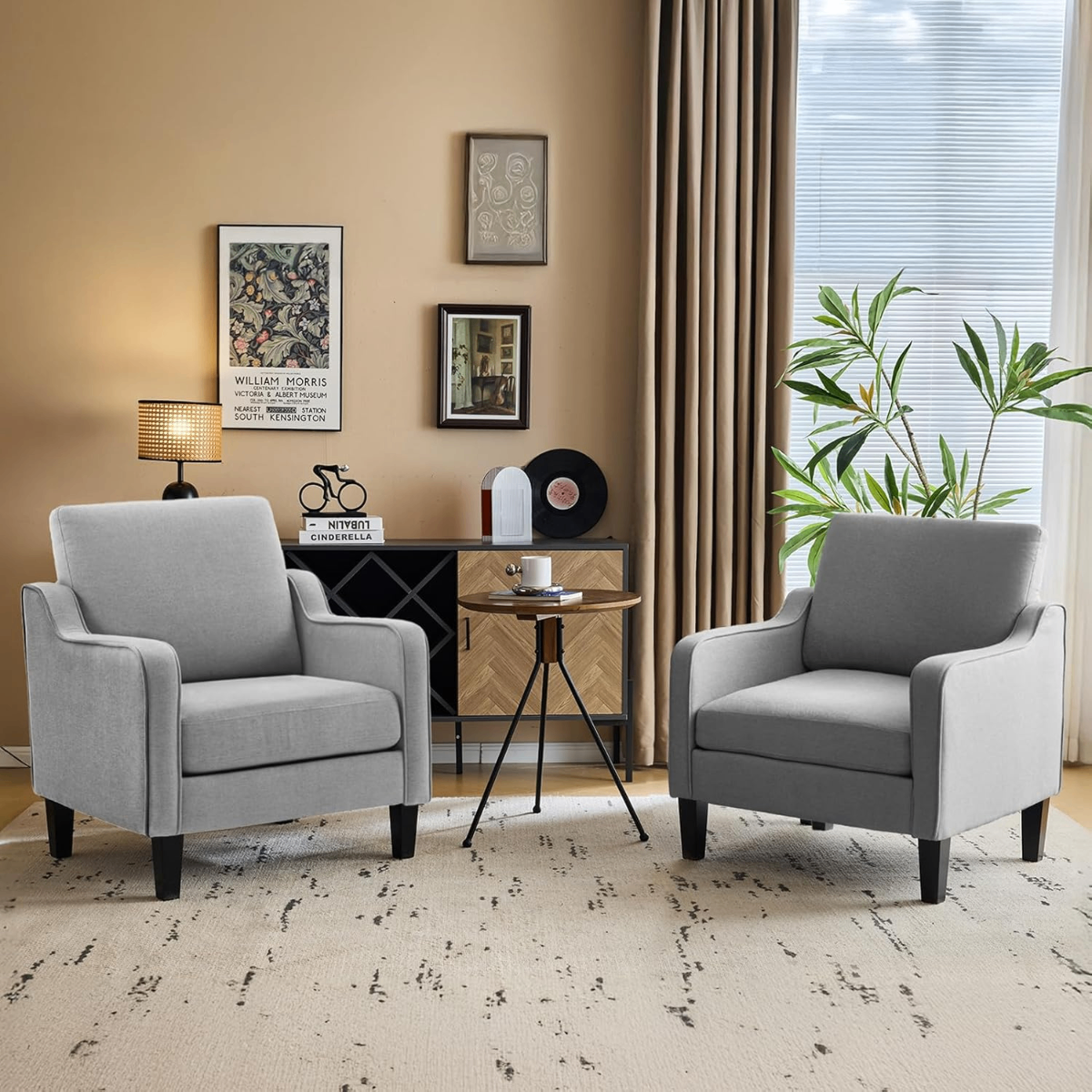 VINGLI Accent Chair – Light Grey Chenille