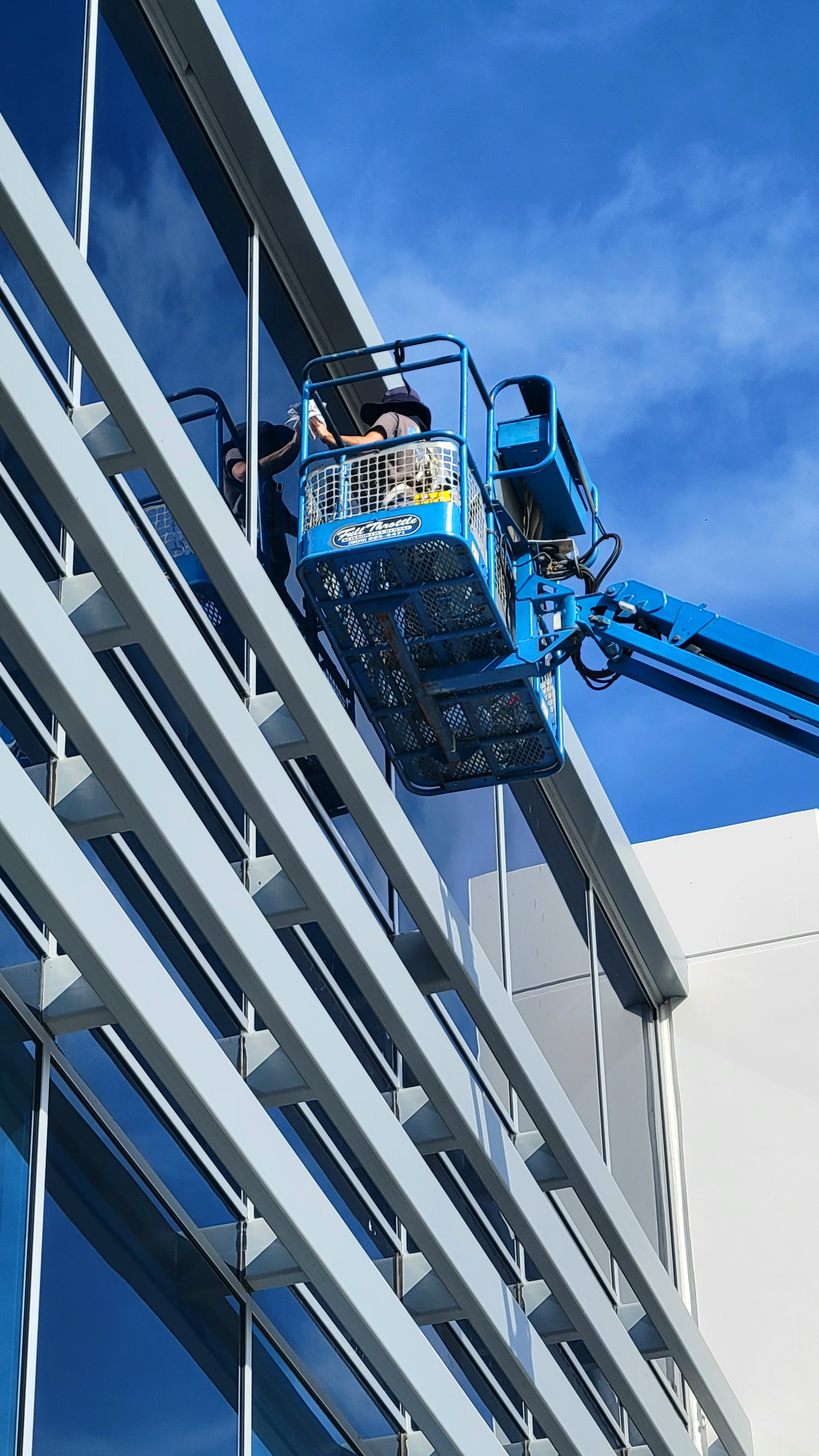 Z's Window Cleaning — Rancho Cucamonga, San Bernardino County Window cleaning and pressure washing in Rancho Cucamonga, CA