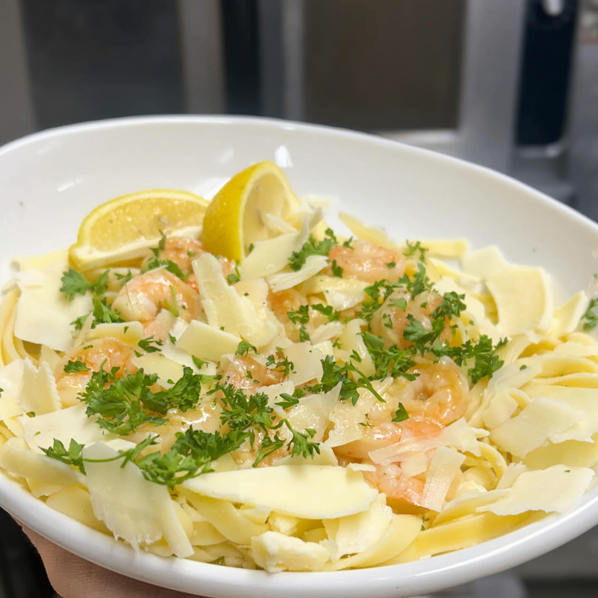 Shrimp pasta with lemon and parmesan