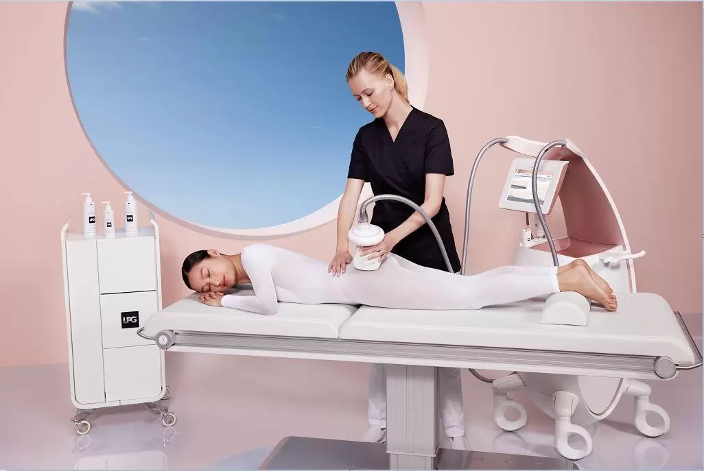 Cellu M6 Strasbourg – Technologie LPG anti-cellulite Cellu M6 Strasbourg – Séance de palper-rouler LPG anti-cellulite chez Bahama Sun à Schiltigheim