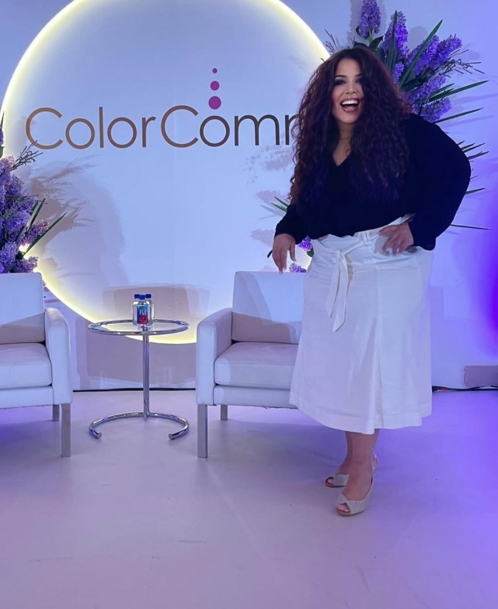 Julie Veloz - Leadership Development Expert