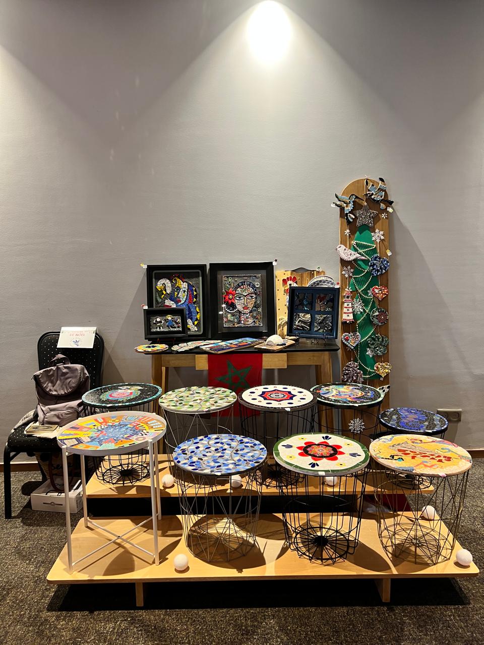 Floral Mirror Elegant mosaic mirror frame with floral patterns in terracotta and beige