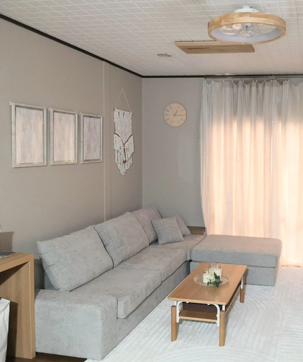 ゆったりくつろげるソファスペース