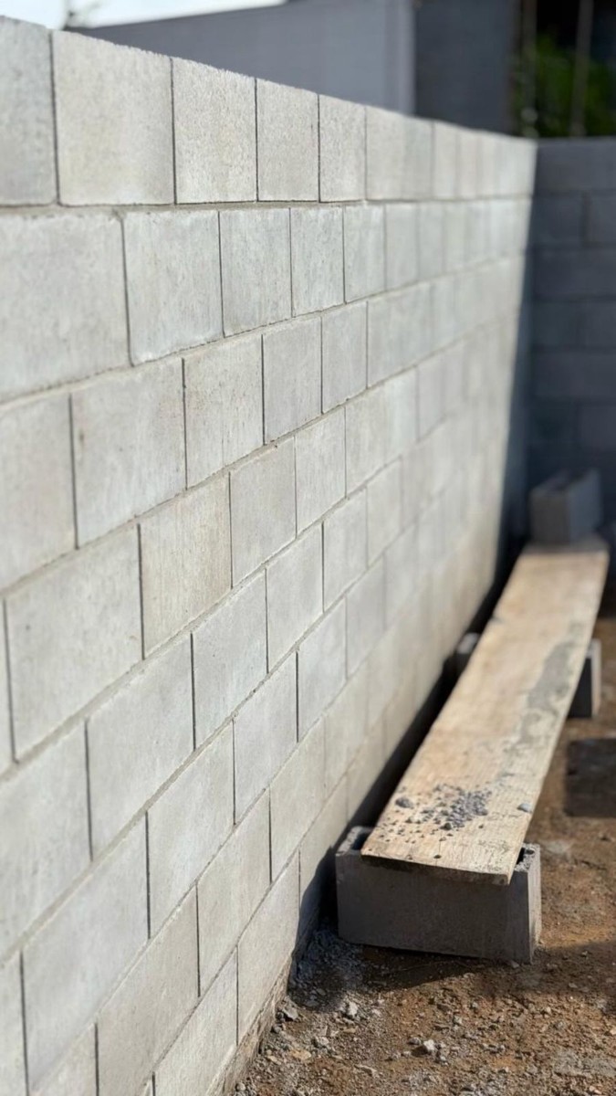 Muro e Alvenaria Pronta – Serviço Completo de Construção – Ideal Blocos Sinop MT Muro e Alvenaria Pronta em Sinop MT – Serviço Completo de Construção – Ideal Blocos