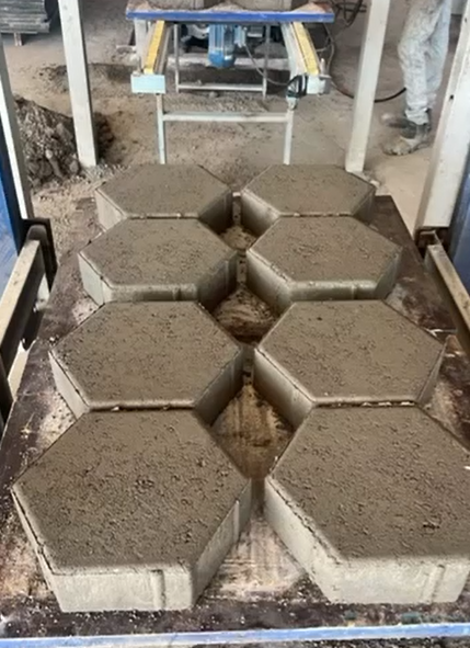 Paver Sextavado 8cm – produto relacionado ao Paver 20x10x04 Retangular | Ideal Blocos Sinop MT