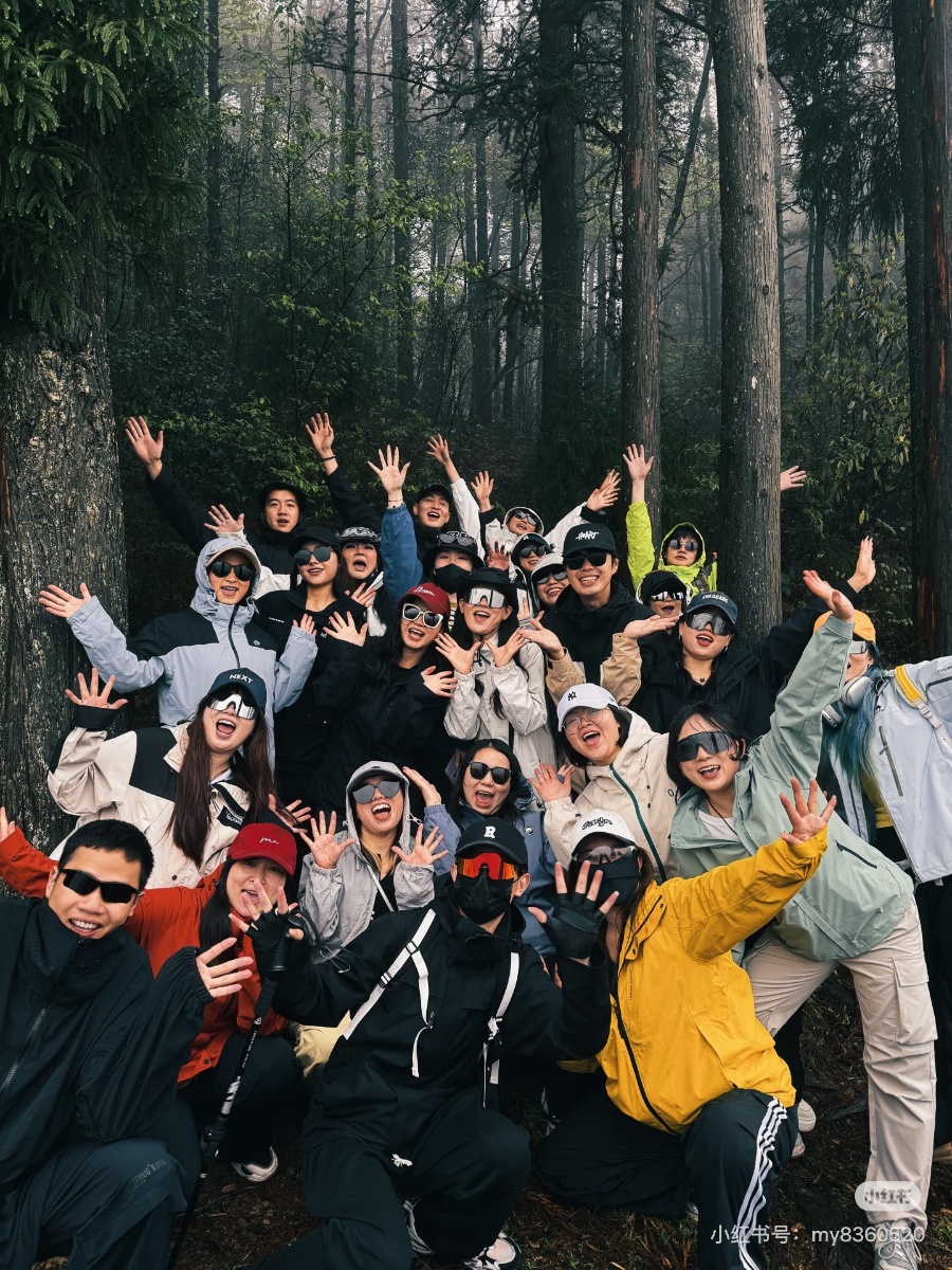 95后本地导游团队