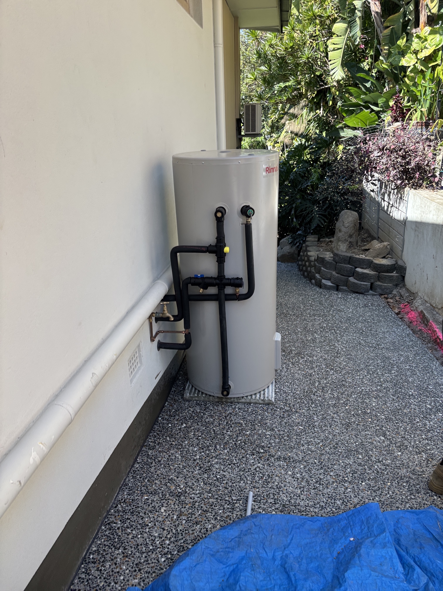 Electric Hot Water Brisbane – Khaki Plumbing