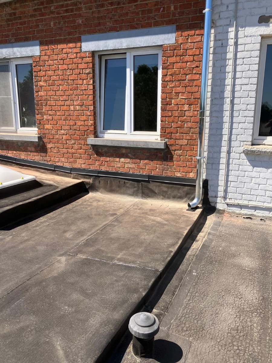 Dakrenovatie in Opwijk – EPDM platte daken specialist