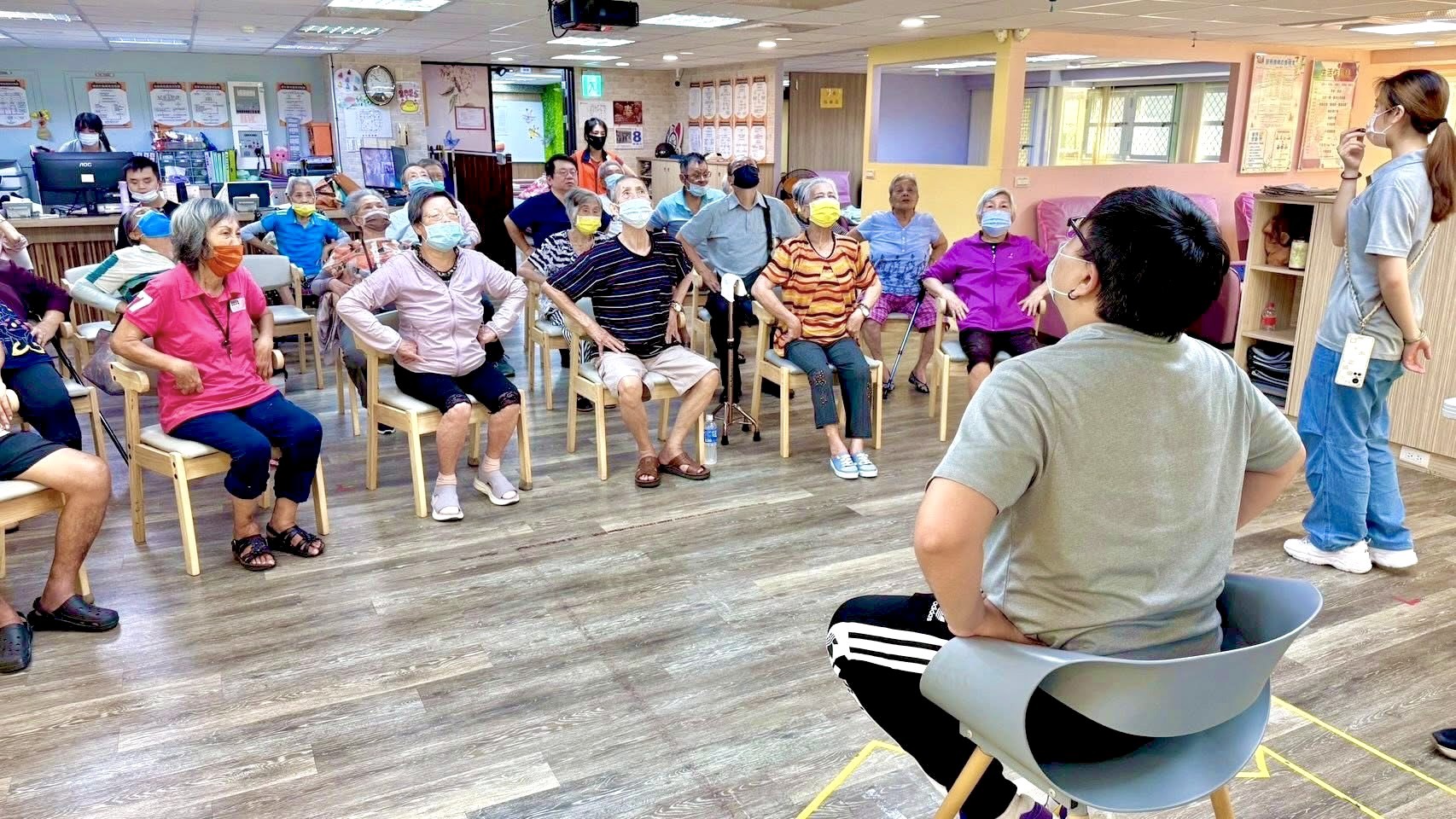 高雄市前金區日照中心長者歡樂活動