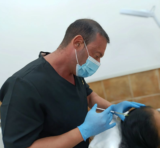 Tratamiento capilar en Murcia: soluciones médicas para la caída del cabello