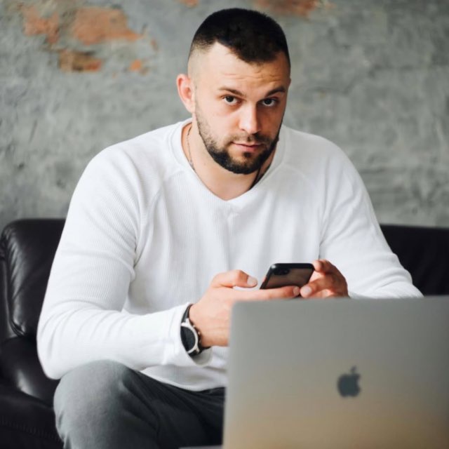 Александр Смирнов