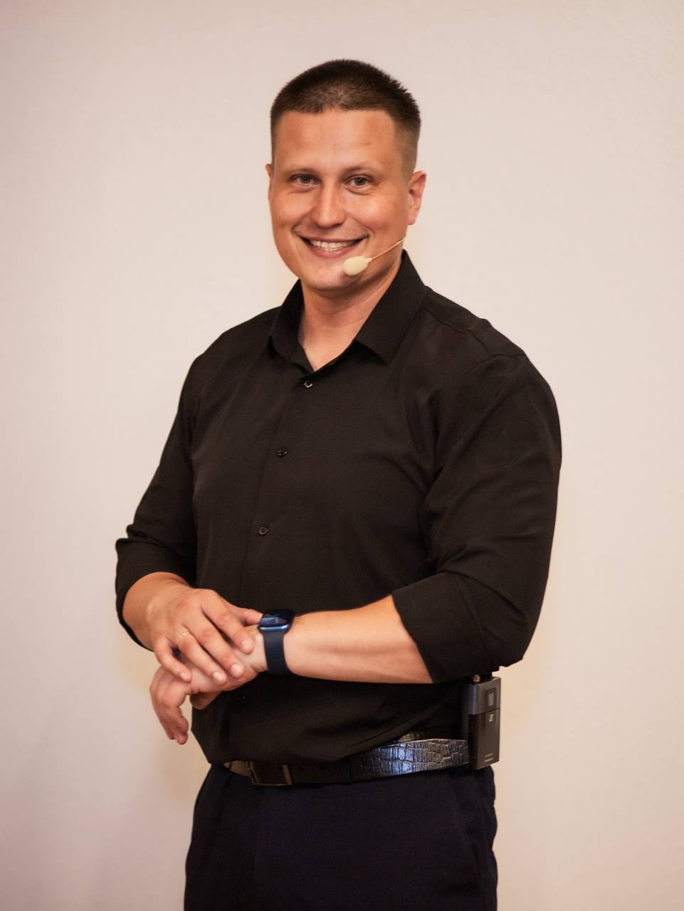 Александр Савельев