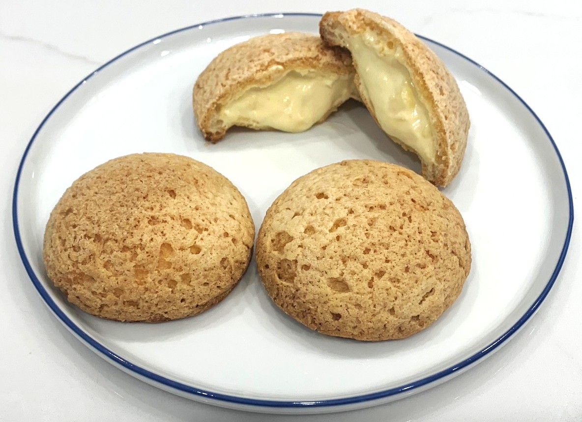 Custard cream cookie choux (1pc)