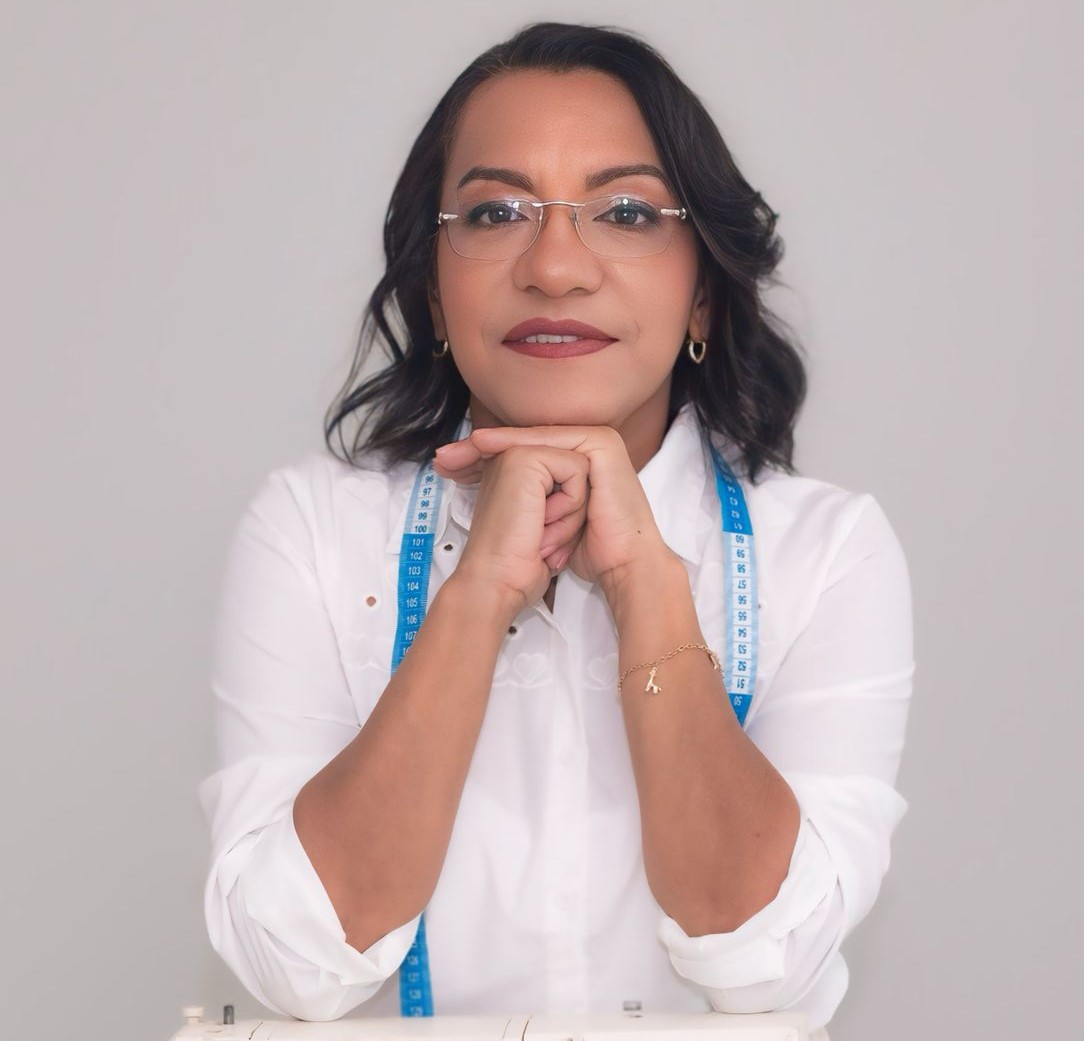 Sueli Gomes - Professora de Costura para Bebês Sueli Gomes - Professora de Costura para Bebês