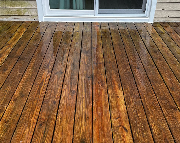 Deck & Patio Cleaning