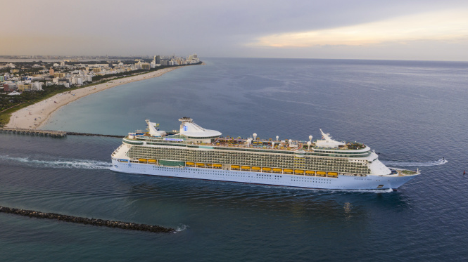 Miami, Florida - November 28