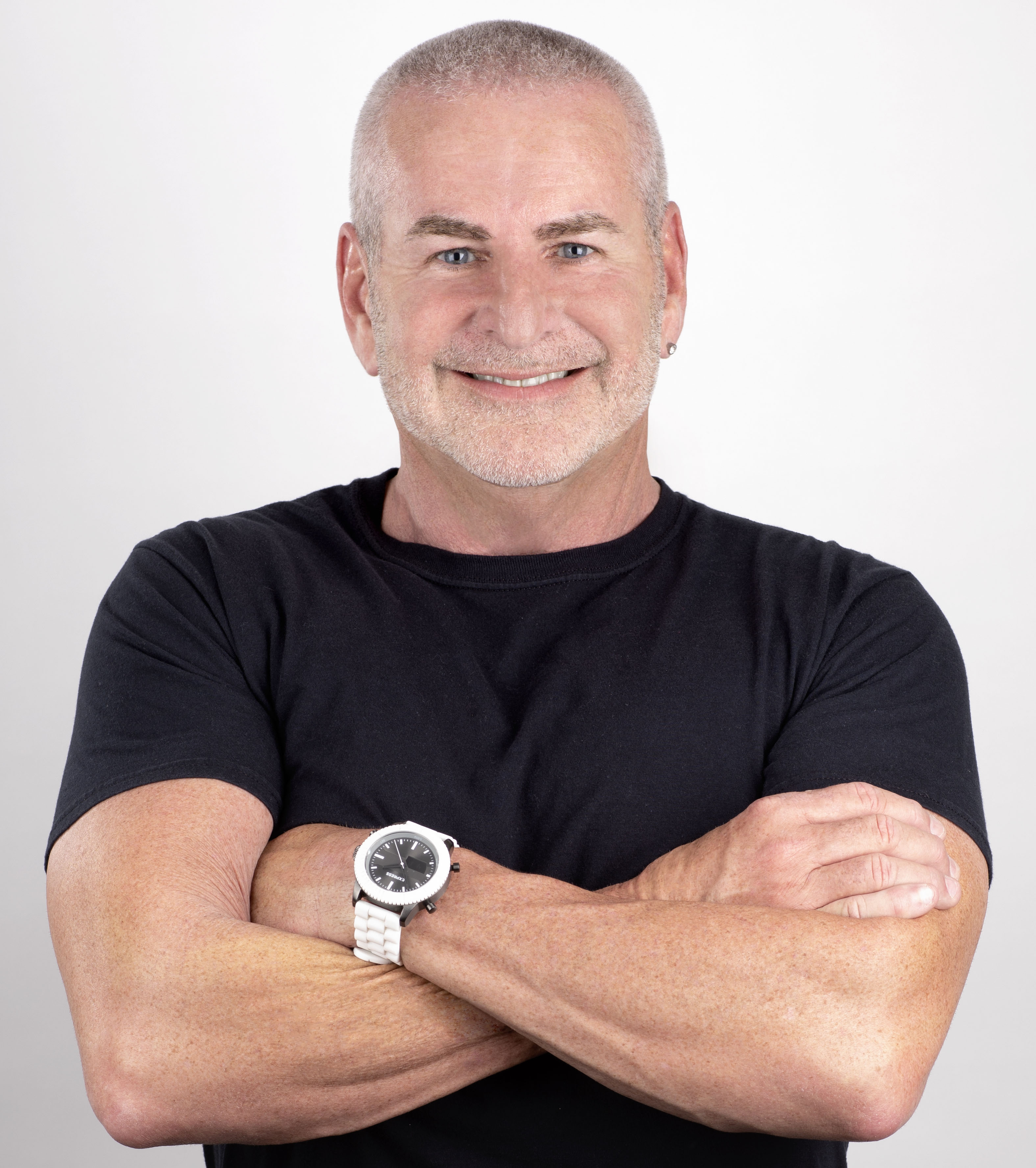 Tim Mutrie demonstrating proper form - San Diego personal trainer for ages 45+