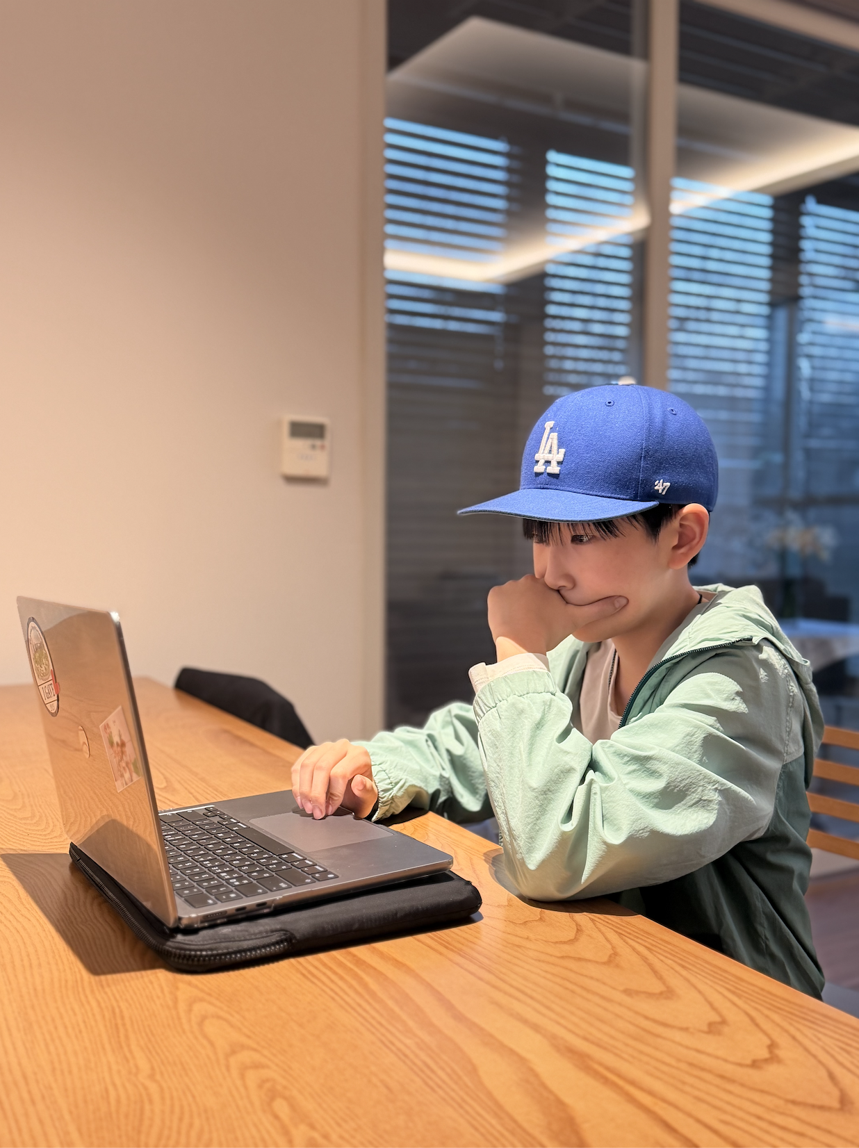 Noah - Professional creative designer