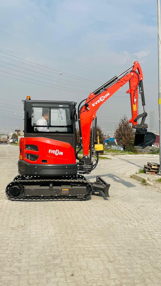Everun ERE35 Ekskavatör 4