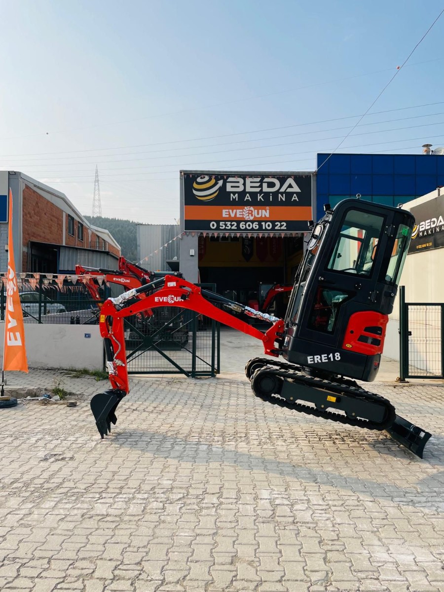 Everun ERE18 Ekskavatör 4