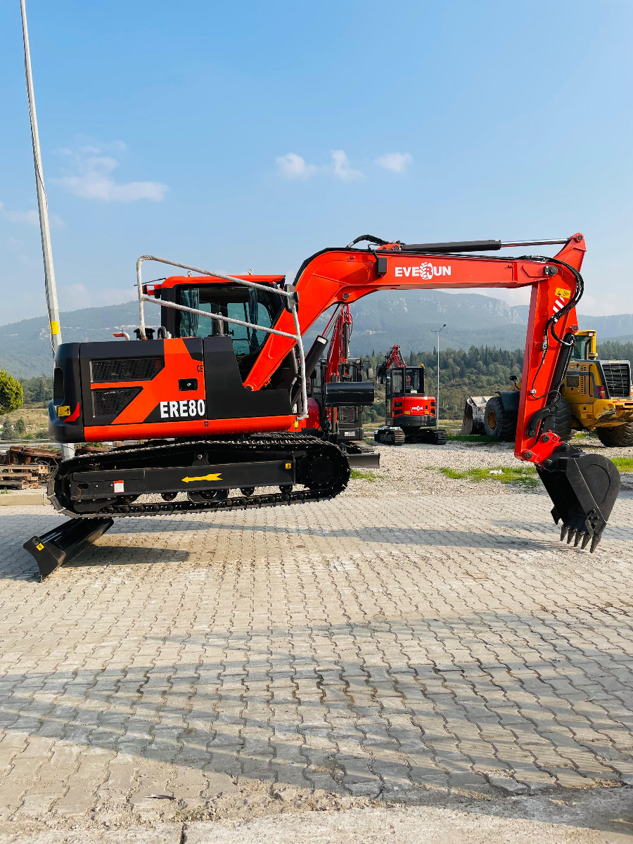 Everun ERE80 Ekskavatör 2