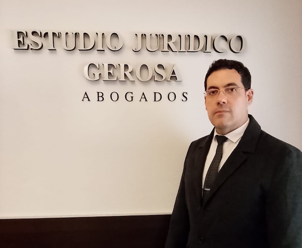 Dr. Victor Gustavo Ledesma