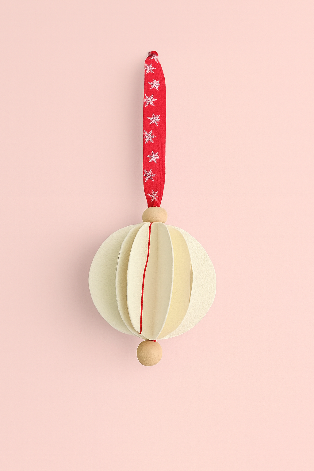 Boule de Noël – Rouge & Naturel