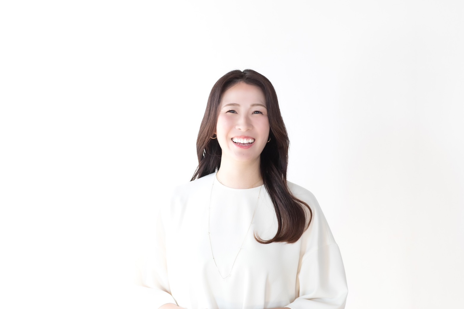 代表 坂本が最初から最後まで担当|安心感の違い - 和はは シニア結婚相談所